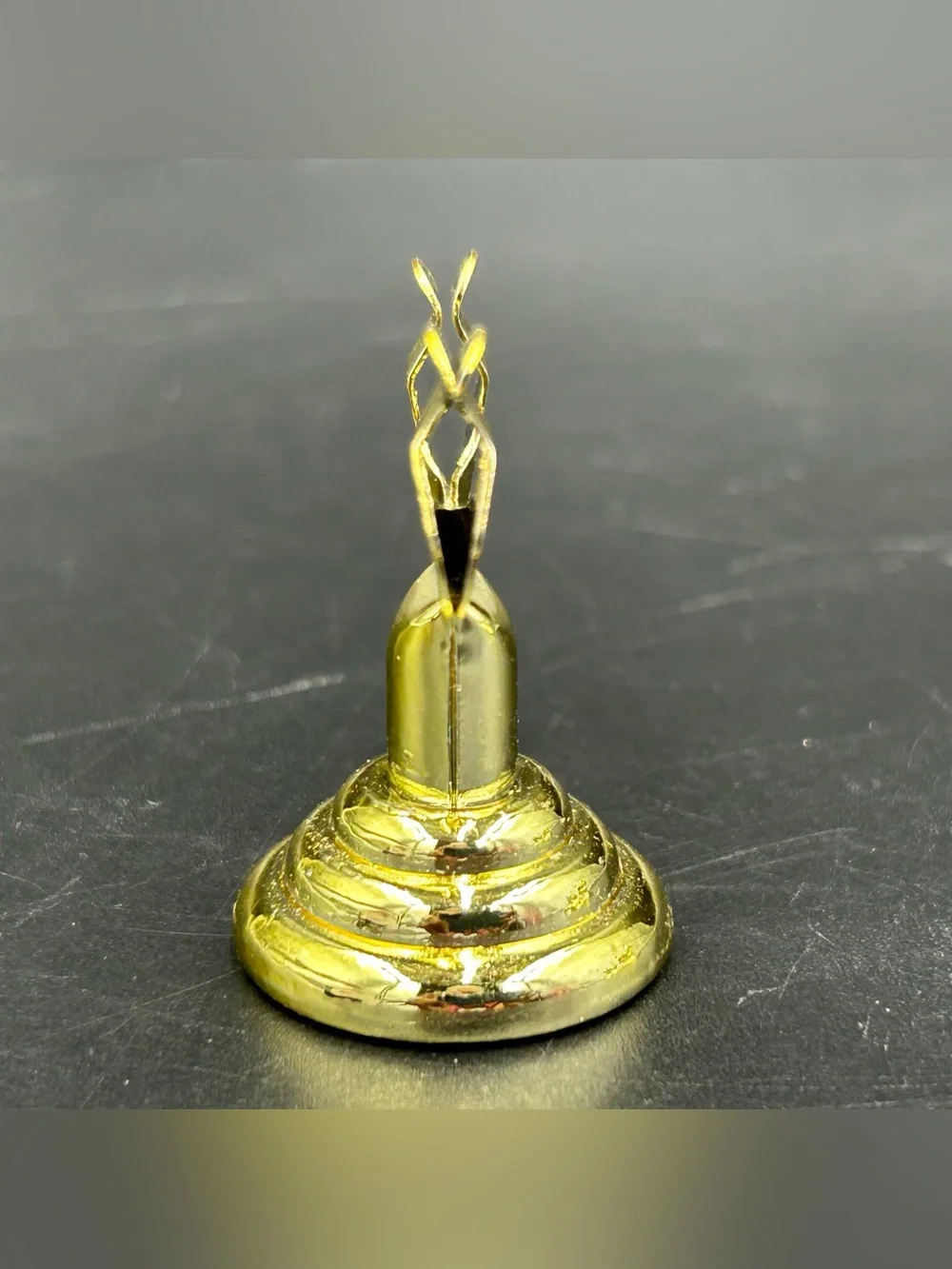 Set of 8 Vintage Gold Tone Metal Place Card Holders Name Card Table Stands